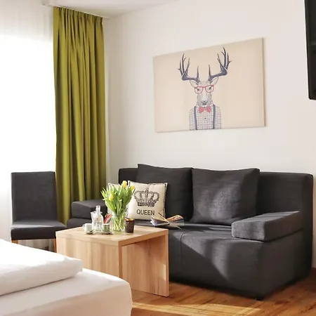 Seelos - Alpine Easy - Frühstückspension Mieming